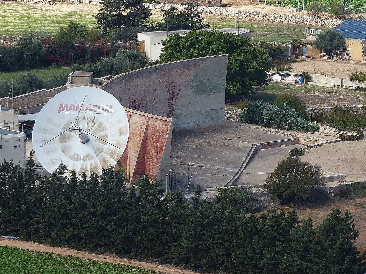 Il-Widna, a large curved concrete acoustic mirror built in Malta in the 1930s to detect incoming aircraft by sound